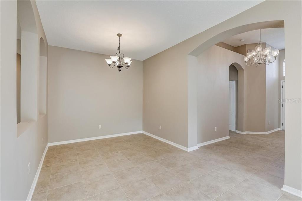11117 OYSTER BAY CIRCLE