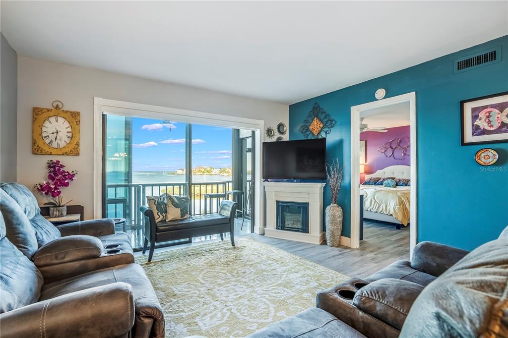 8251 BRENT STREET Unit: 923