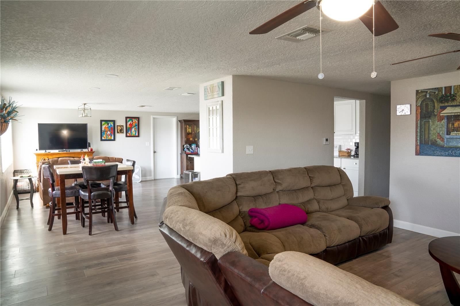 3723 SABLEWOOD DRIVE