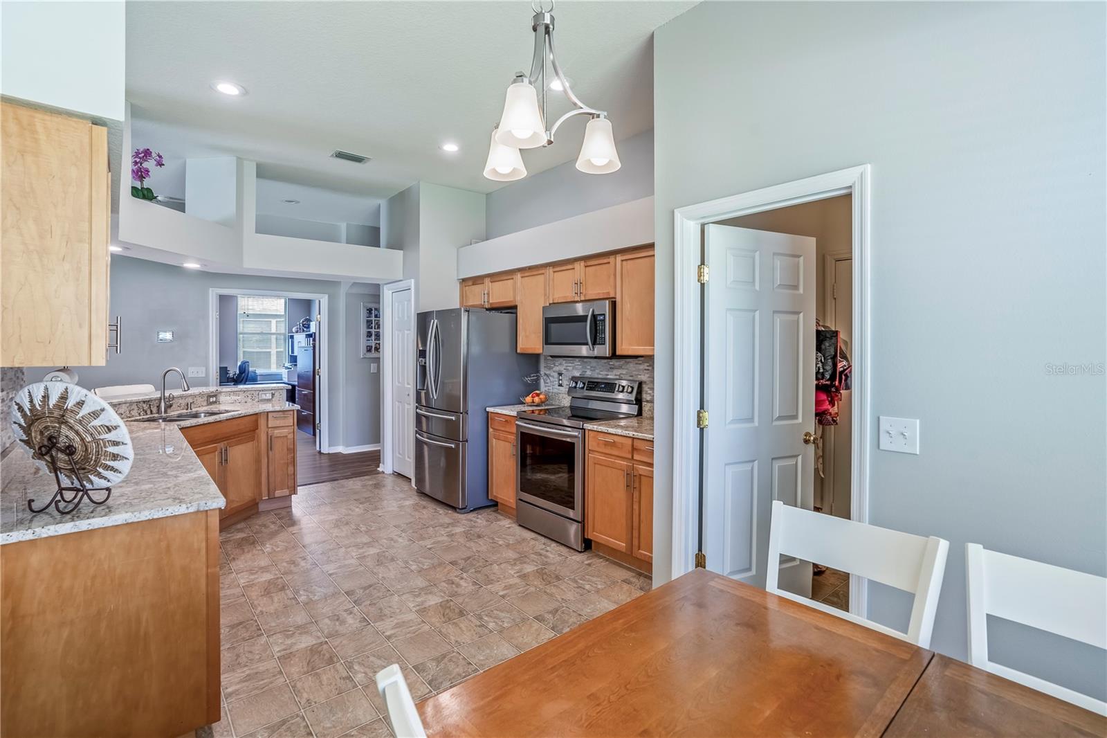4334 BEAUMARIS DRIVE