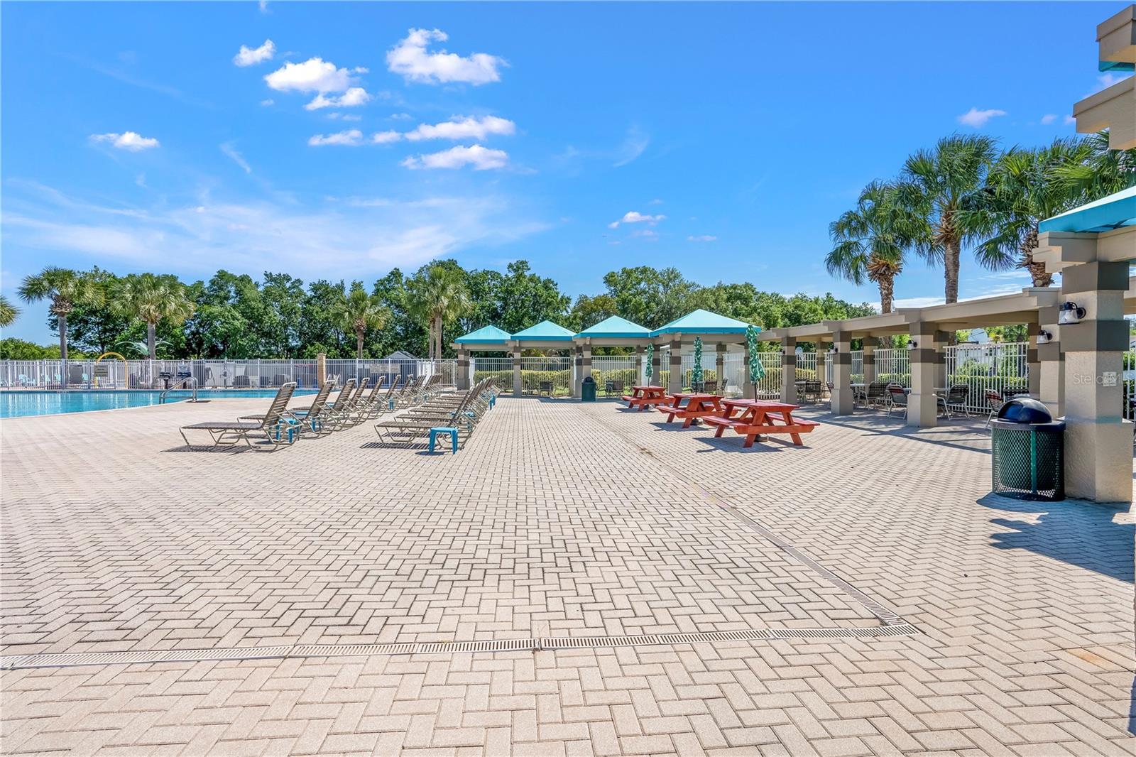 4334 BEAUMARIS DRIVE