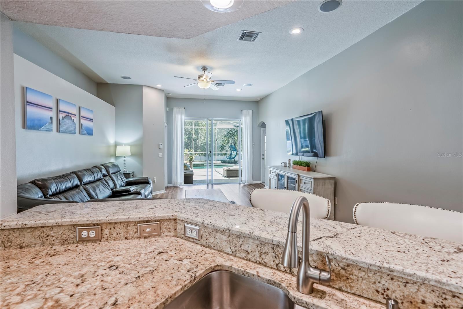 4334 BEAUMARIS DRIVE