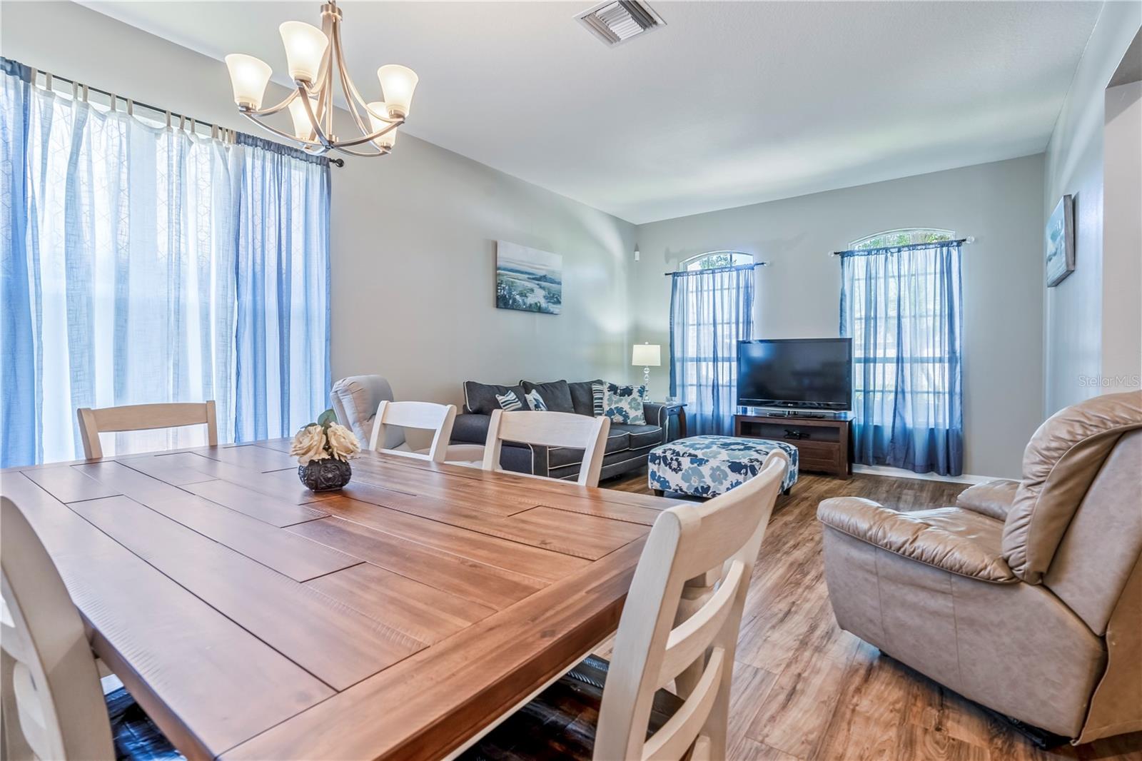 4334 BEAUMARIS DRIVE