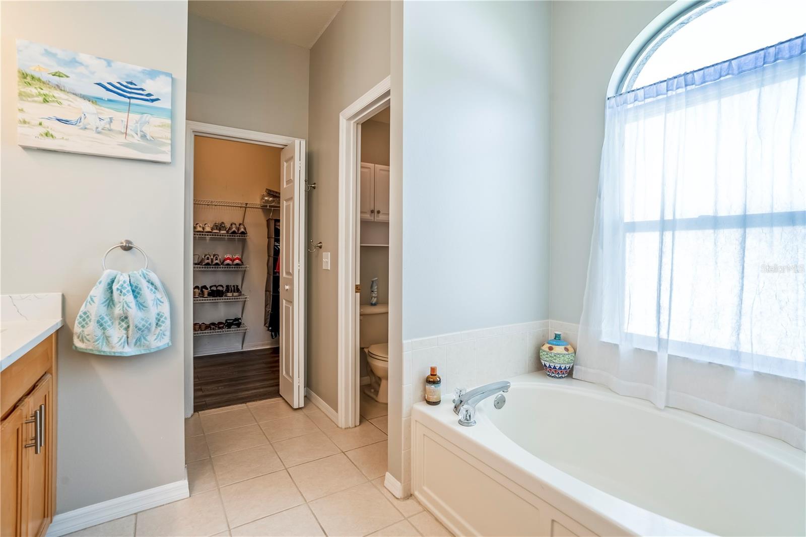 4334 BEAUMARIS DRIVE