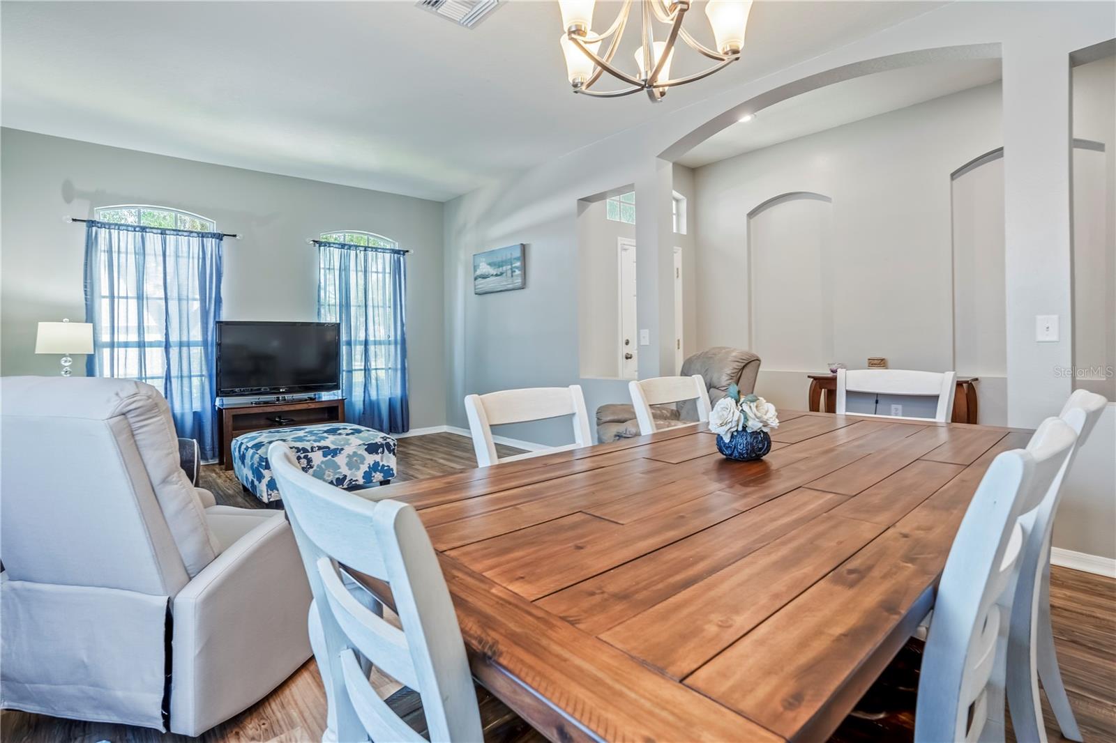 4334 BEAUMARIS DRIVE