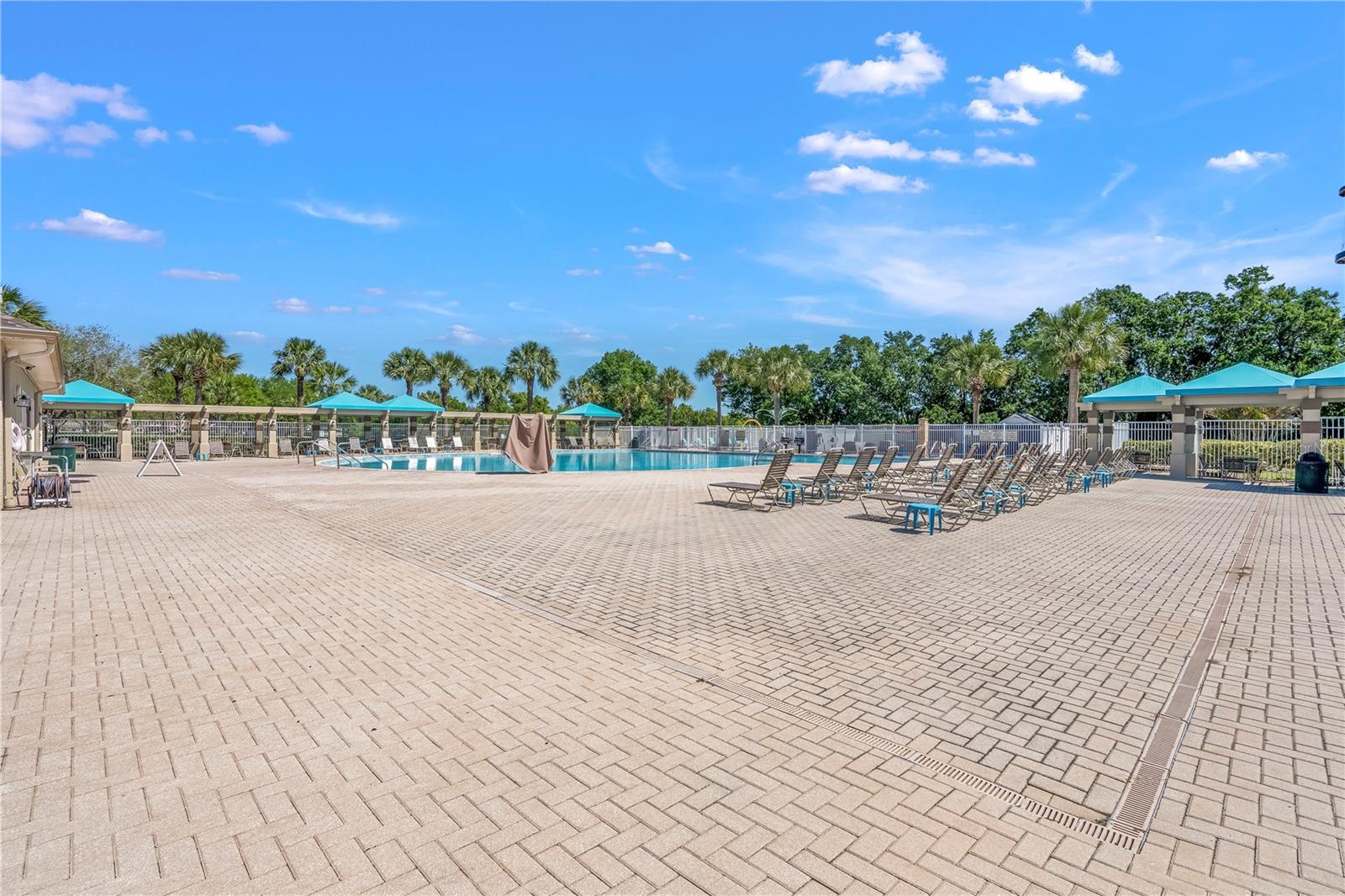 4334 BEAUMARIS DRIVE