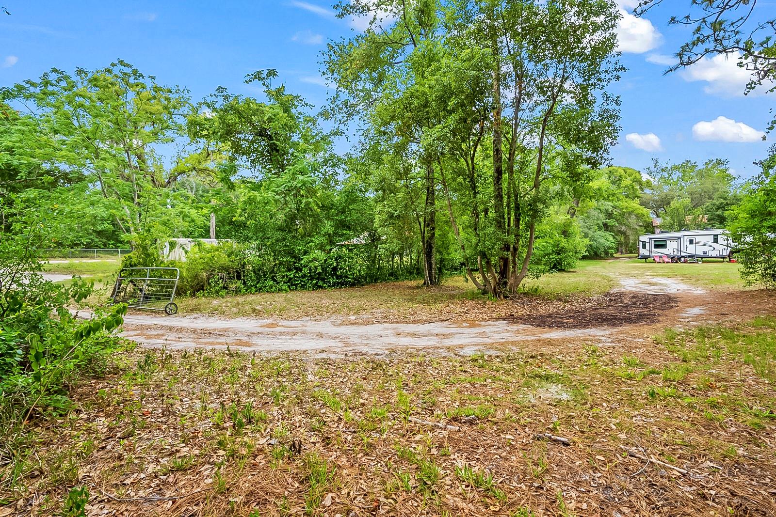 10400 OAK DRIVE