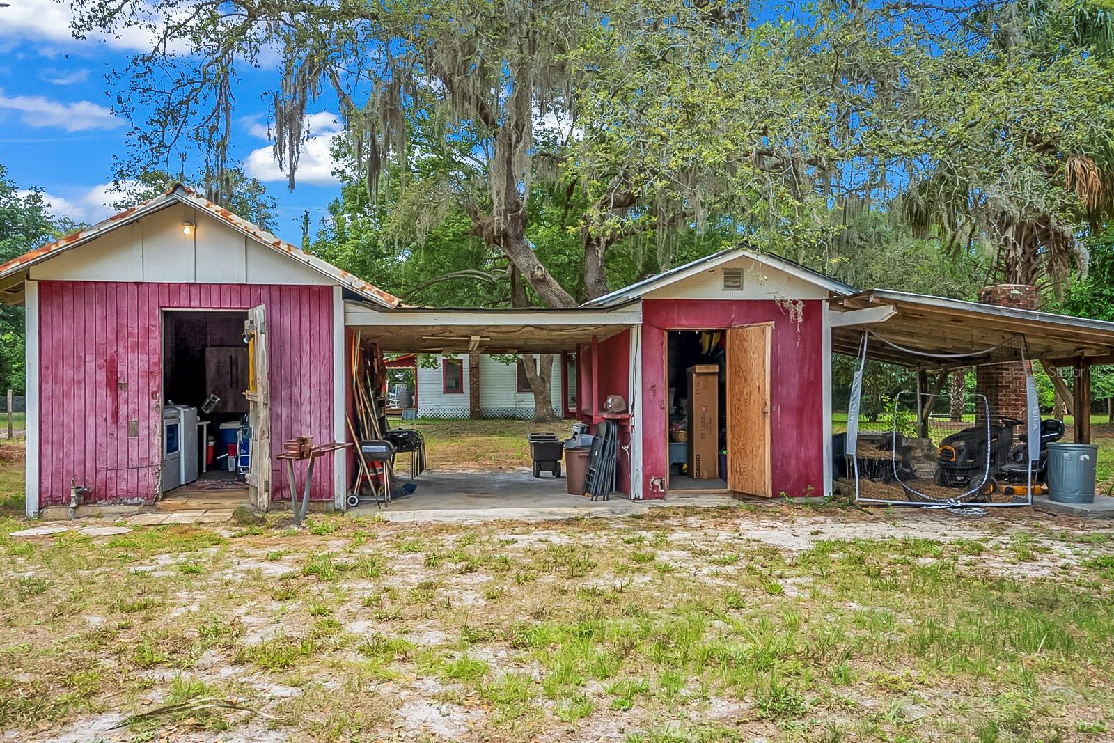10400 OAK DRIVE