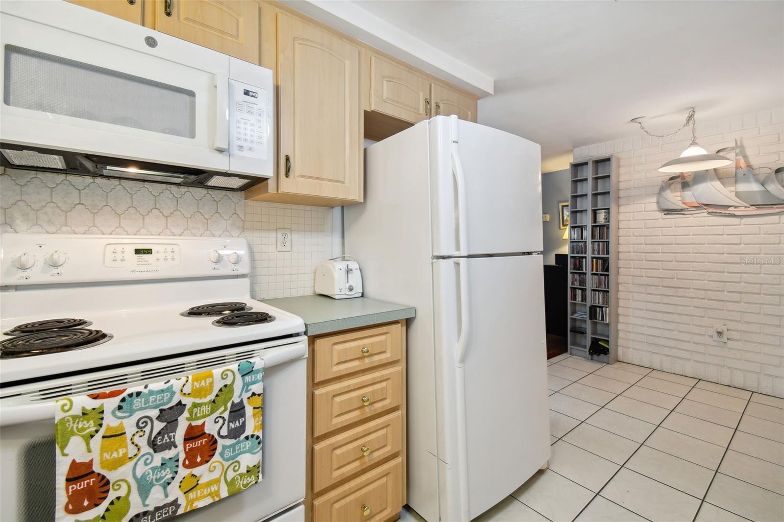 8412 WAGON WHEEL LANE