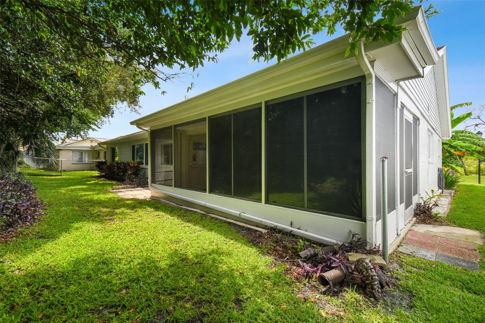 8412 WAGON WHEEL LANE