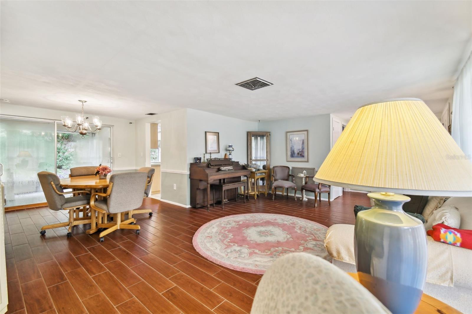 8412 WAGON WHEEL LANE