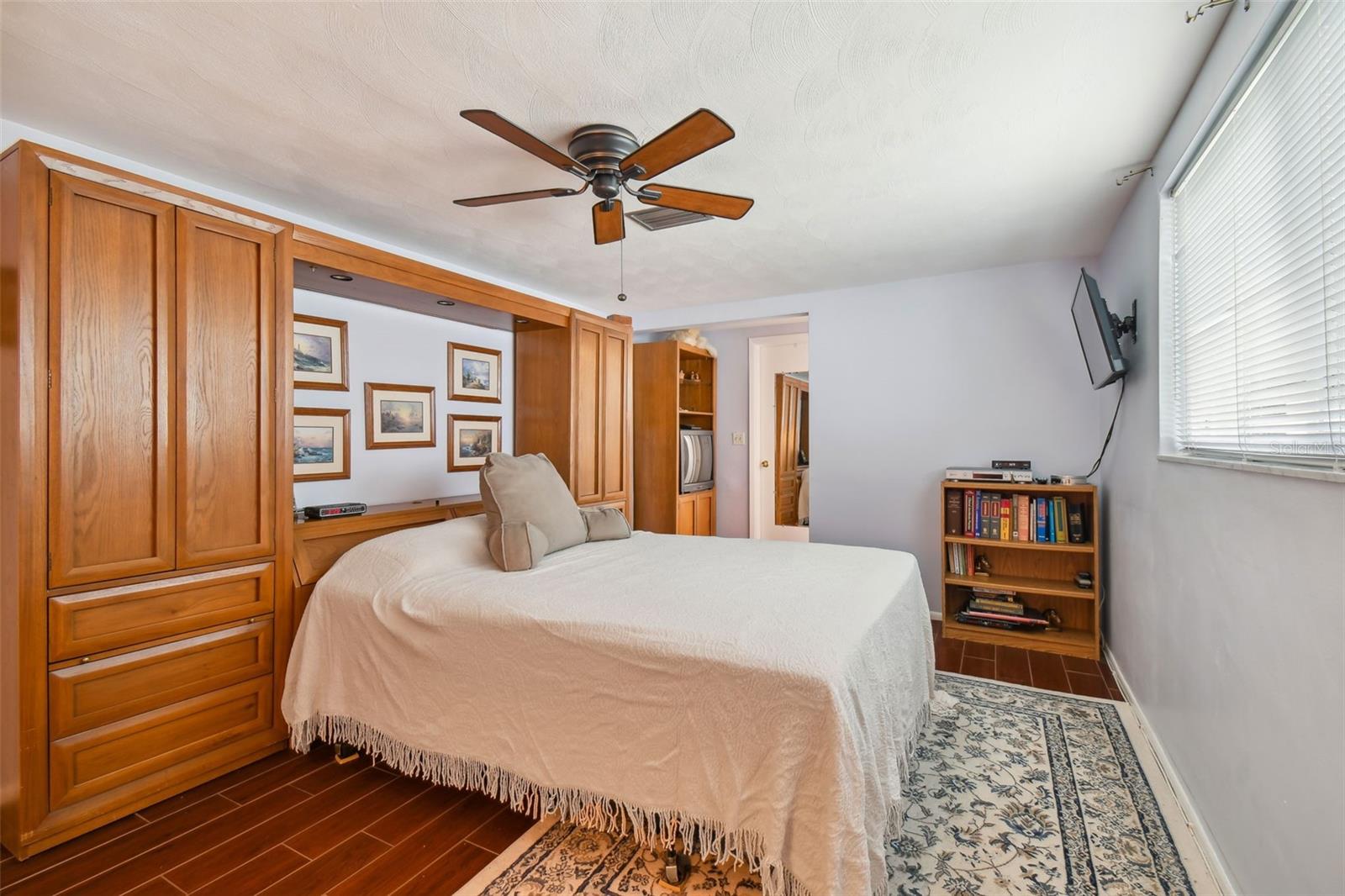 8412 WAGON WHEEL LANE
