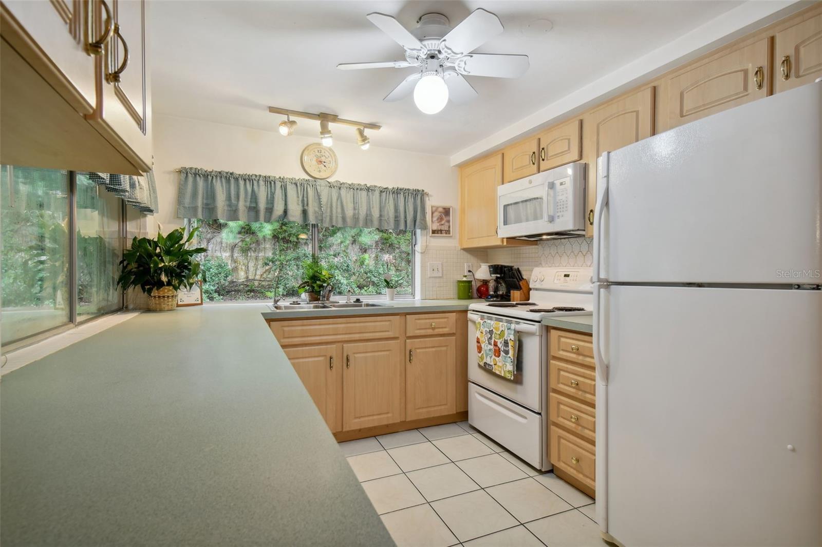 8412 WAGON WHEEL LANE