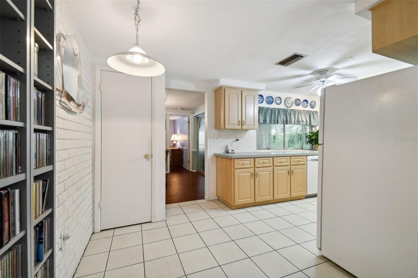 8412 WAGON WHEEL LANE