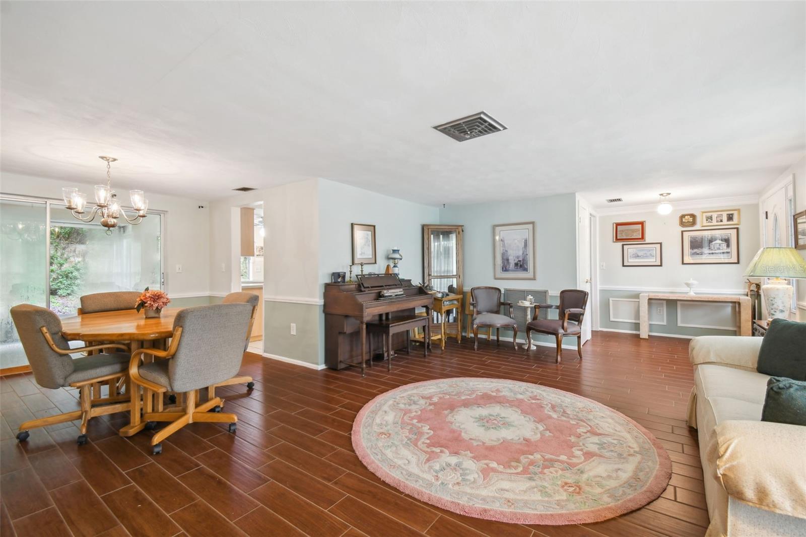 8412 WAGON WHEEL LANE