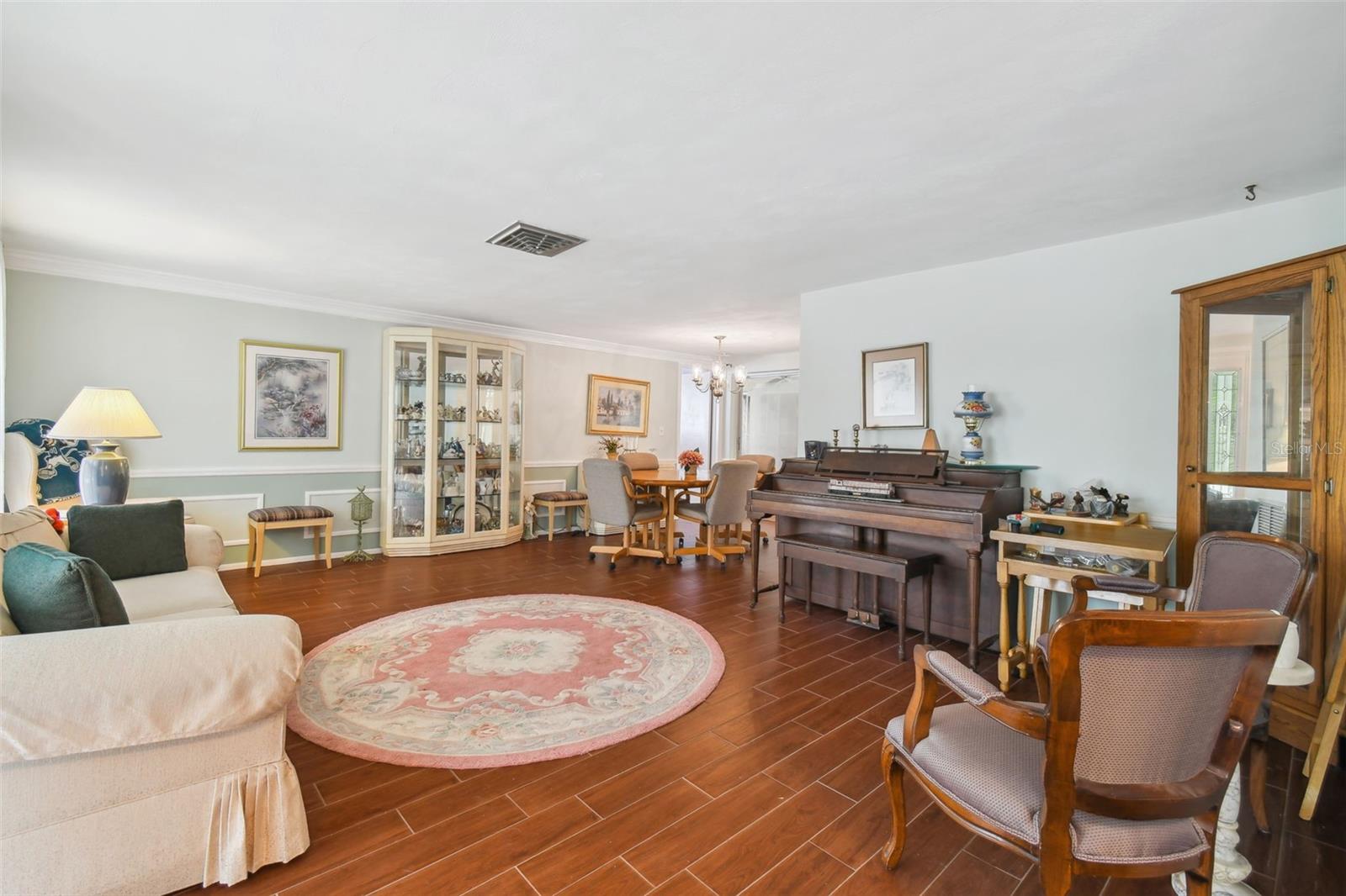 8412 WAGON WHEEL LANE