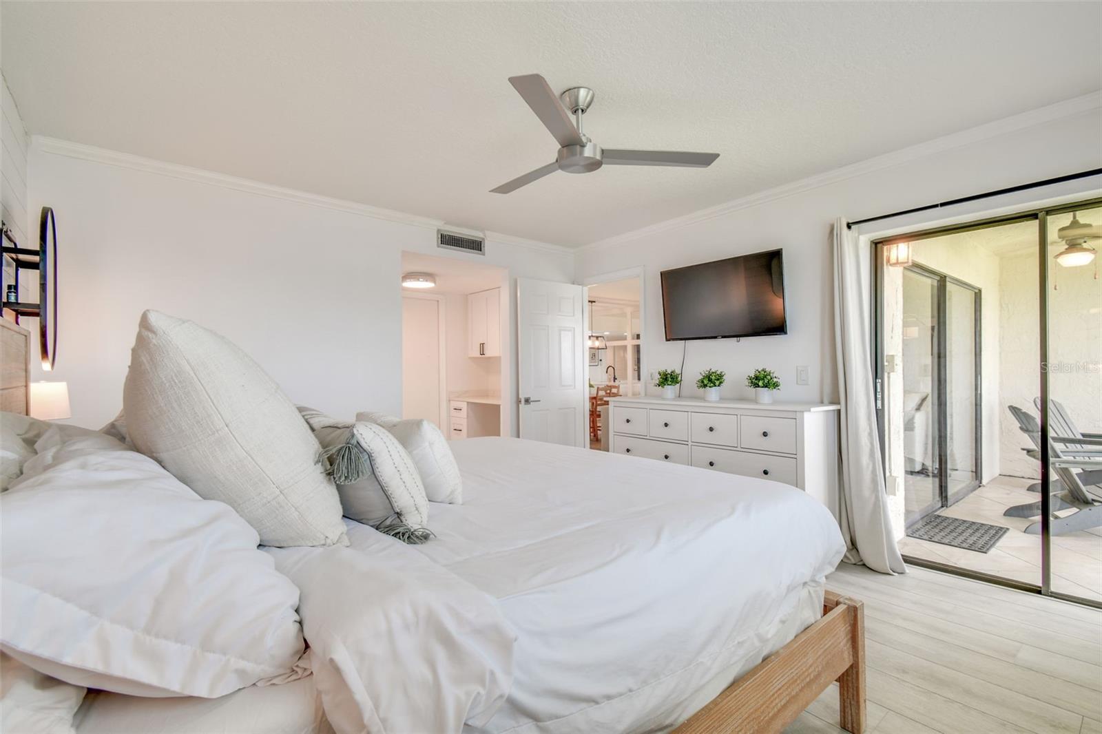 8150 BRENT STREET Unit: 712