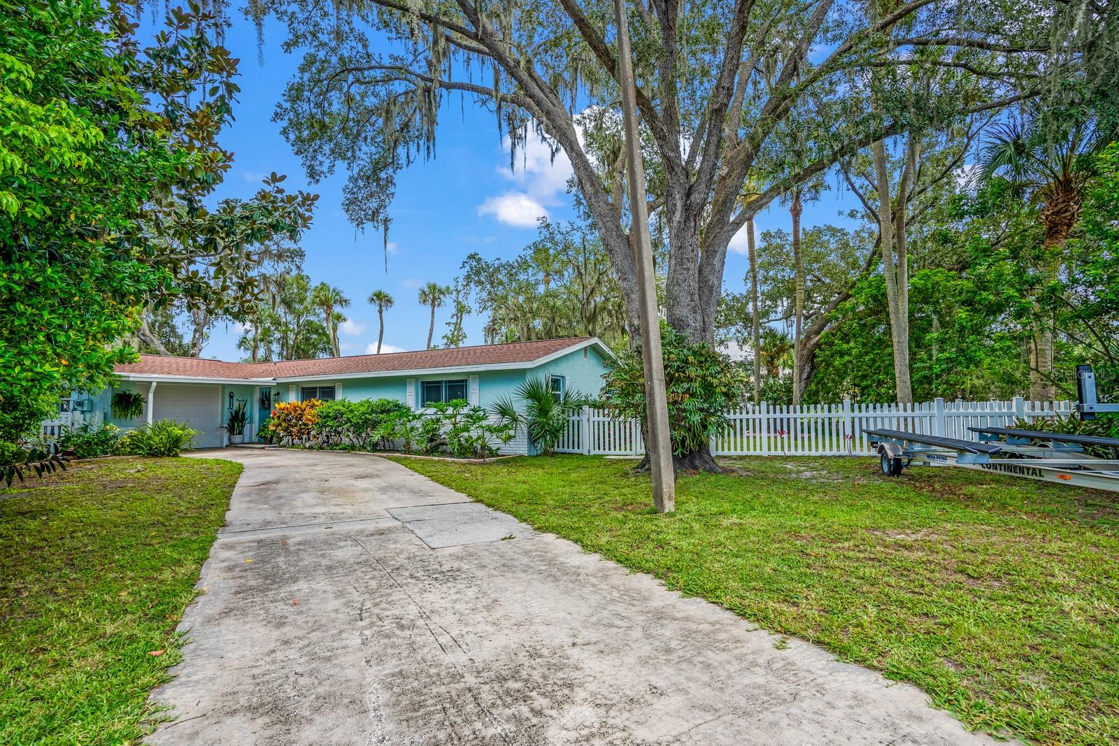 5516 DRINKARD DRIVE