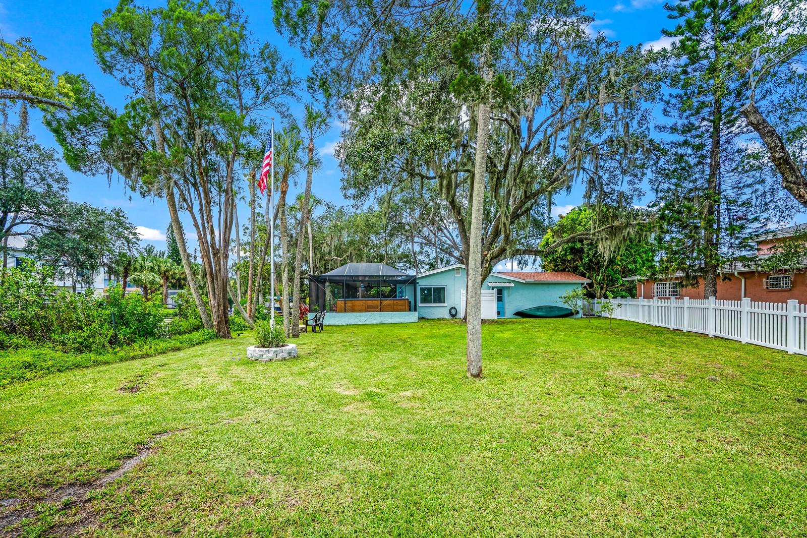 5516 DRINKARD DRIVE