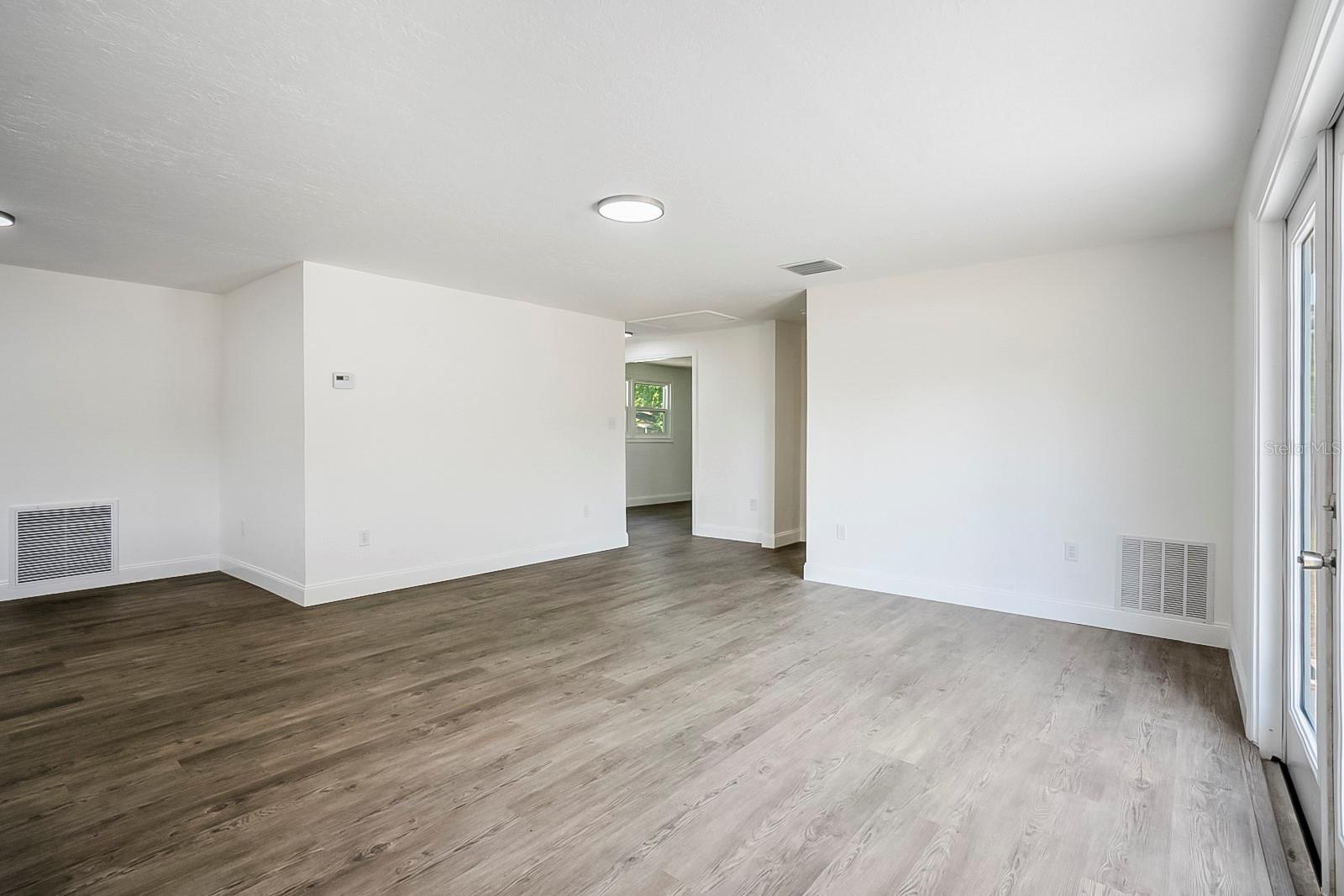 6336 PUEBLO AVENUE