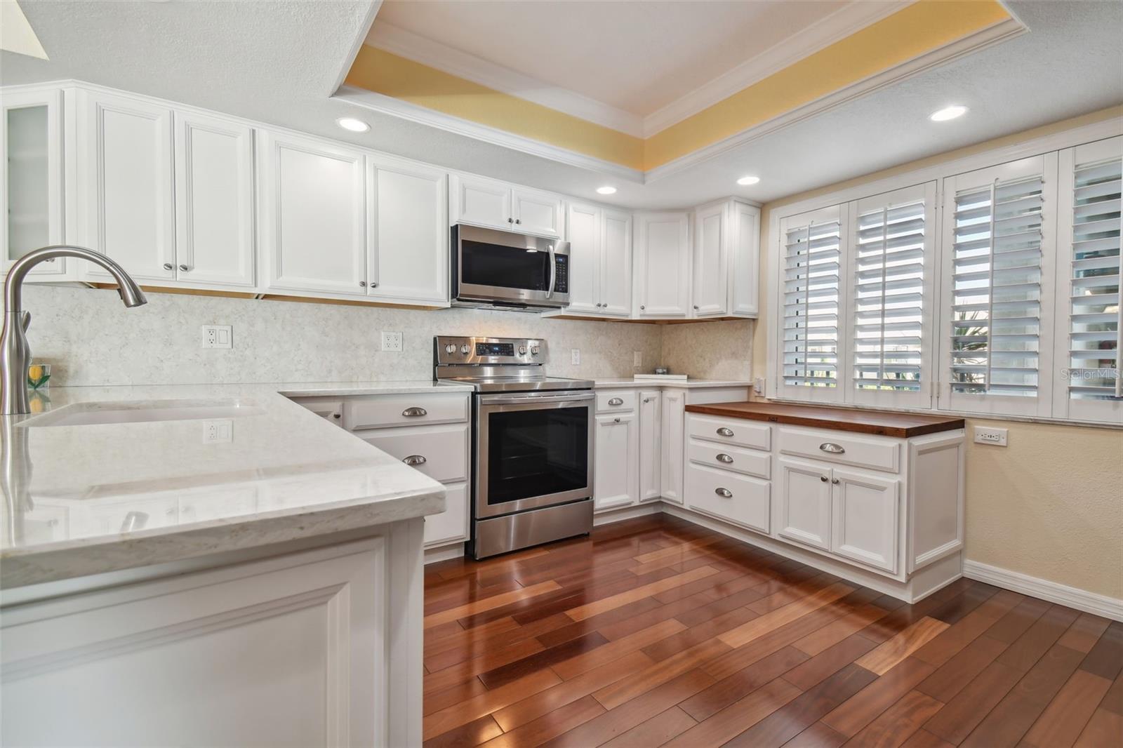 8211 BRENT STREET Unit: 811