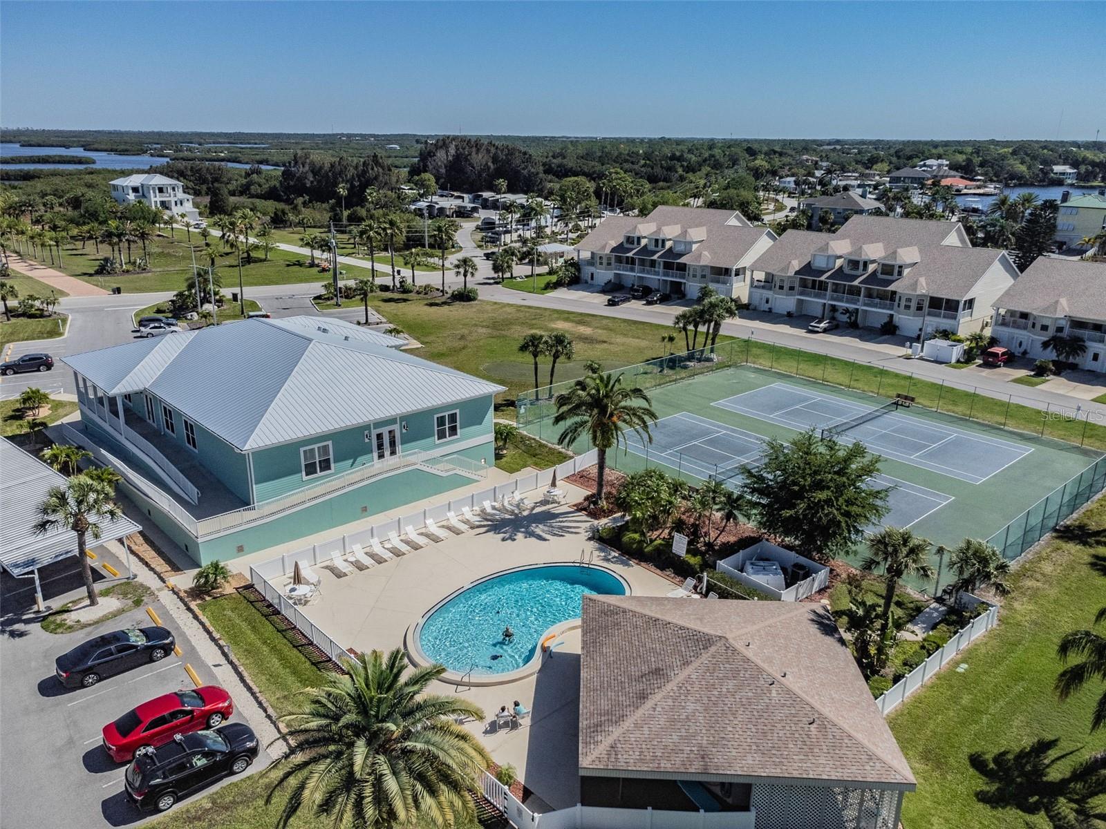 8211 BRENT STREET Unit: 811