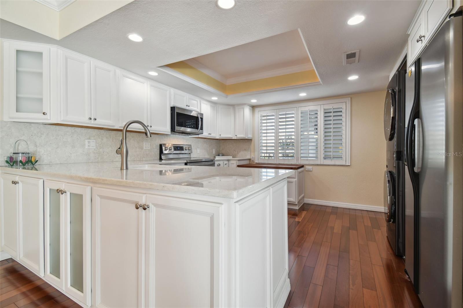 8211 BRENT STREET Unit: 811