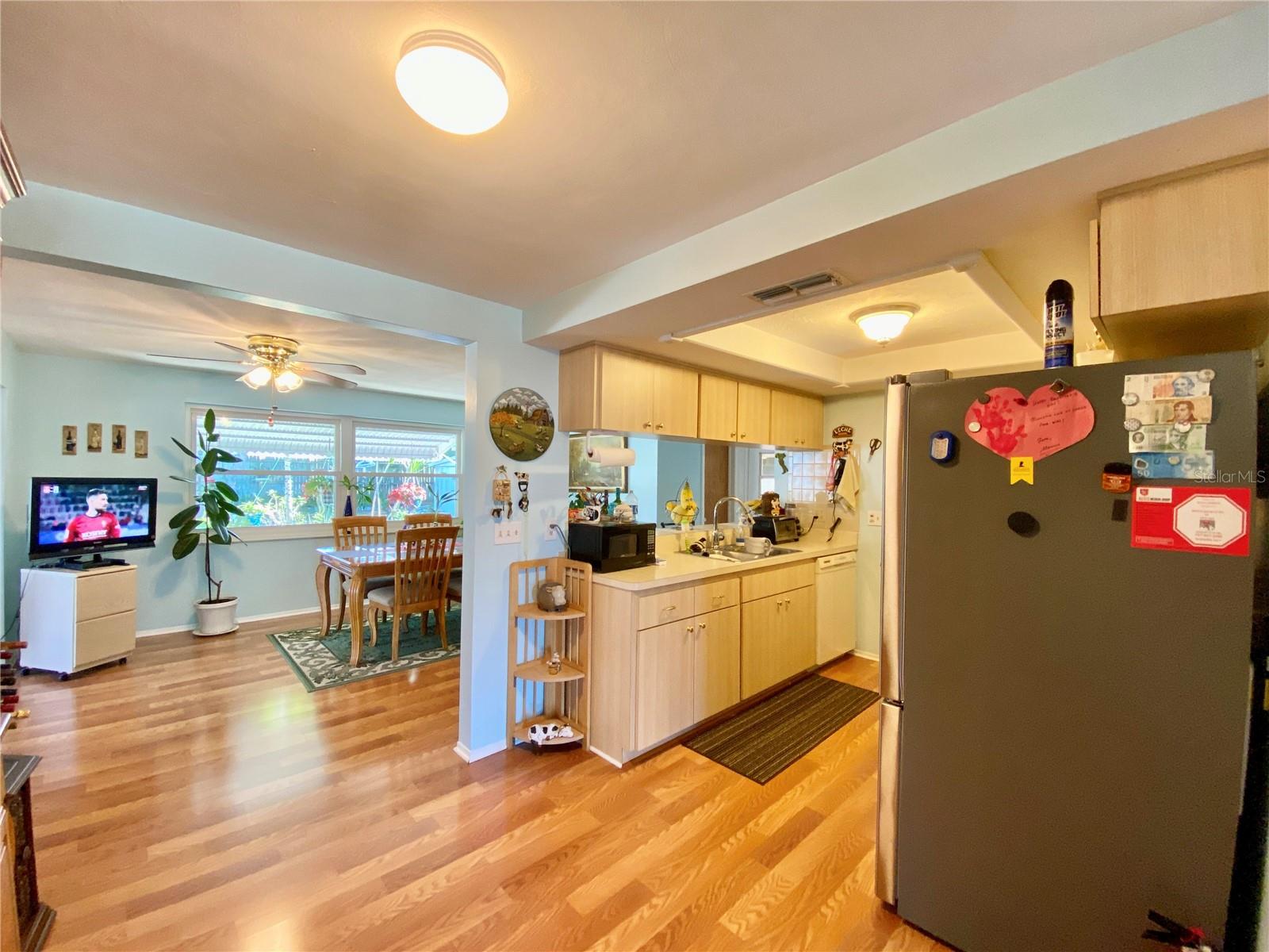 3434 PALOMA DR