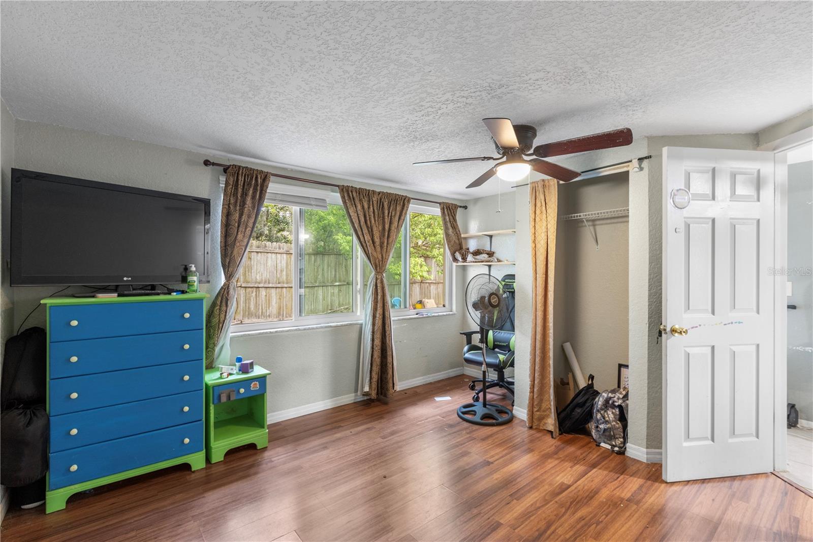 3817 WOODCOCK DR