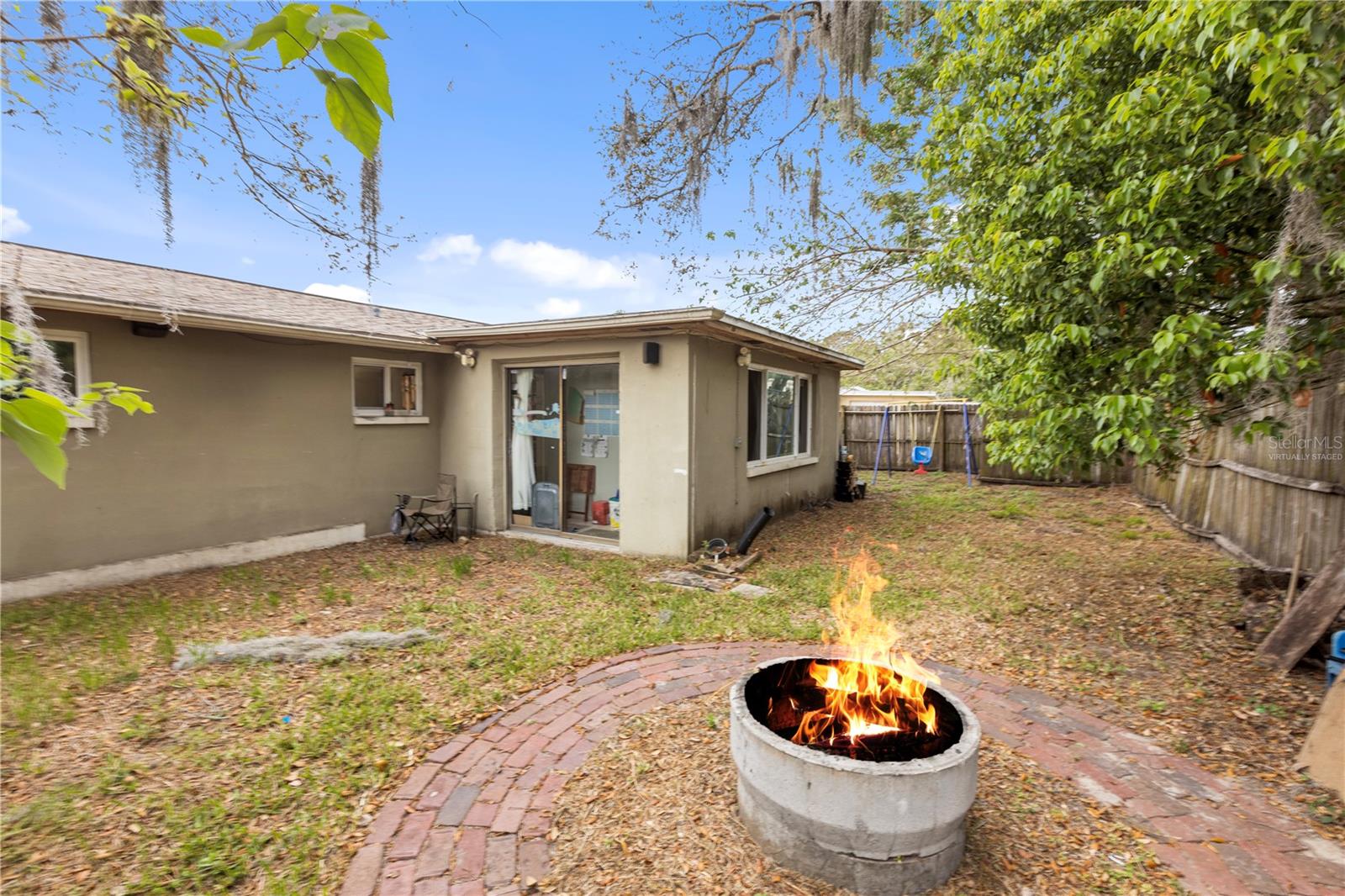 3817 WOODCOCK DR