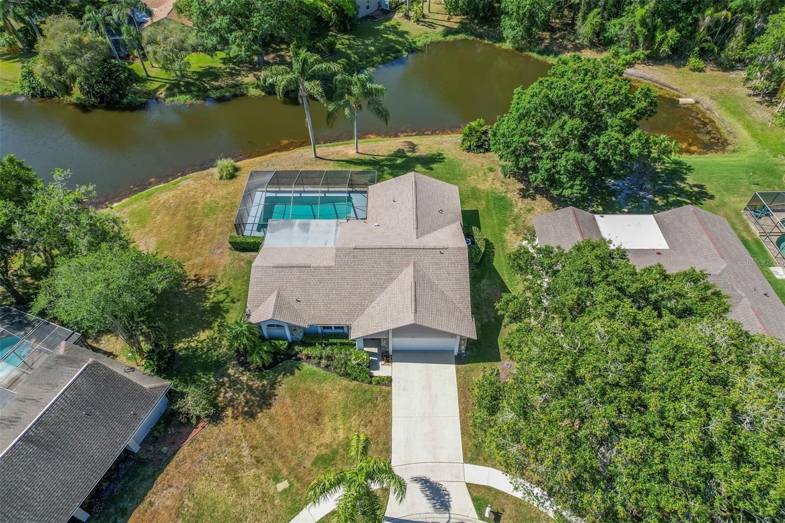 3232 OAKWOOD PL