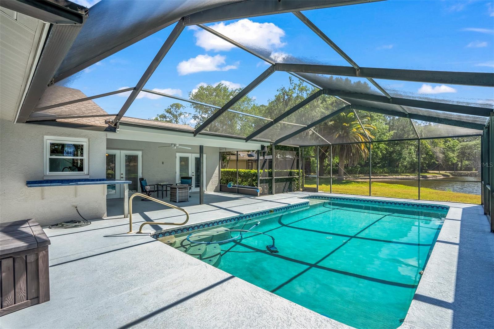 3232 OAKWOOD PL