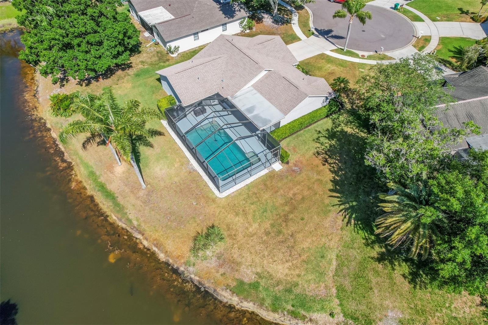 3232 OAKWOOD PL