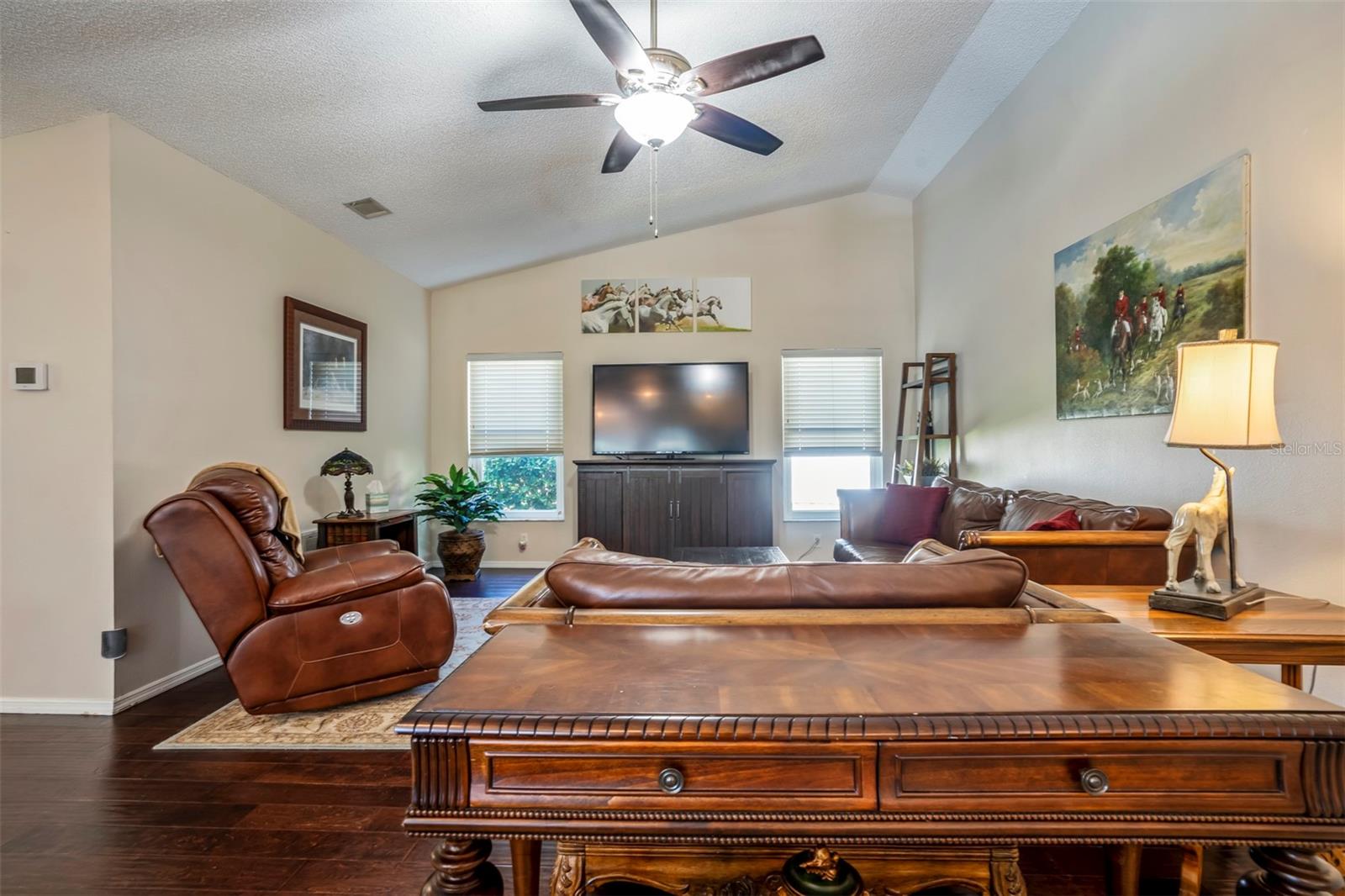 3232 OAKWOOD PL
