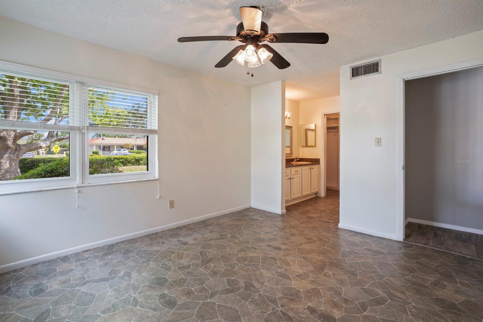 14130 ROSEMARY LN #1115