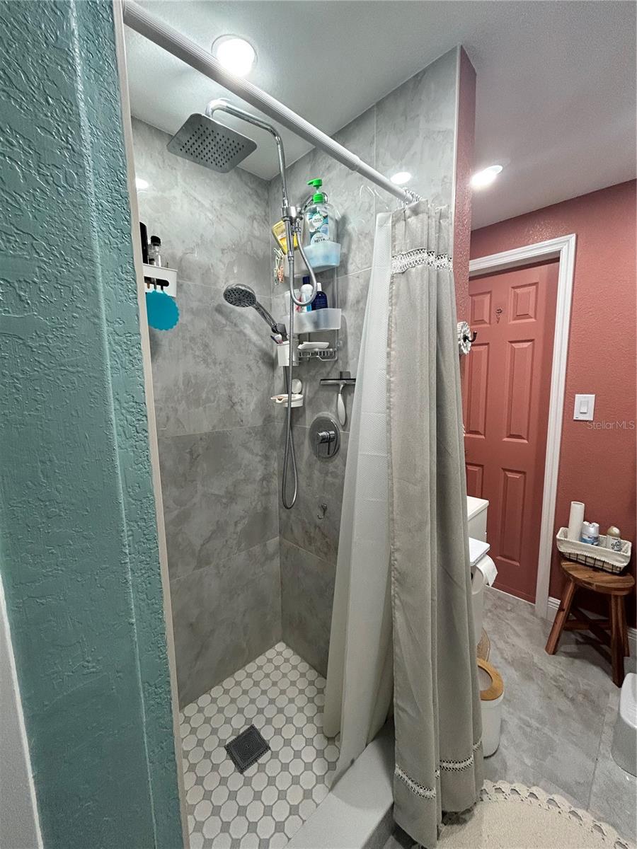 2529 FLINTWOOD DR