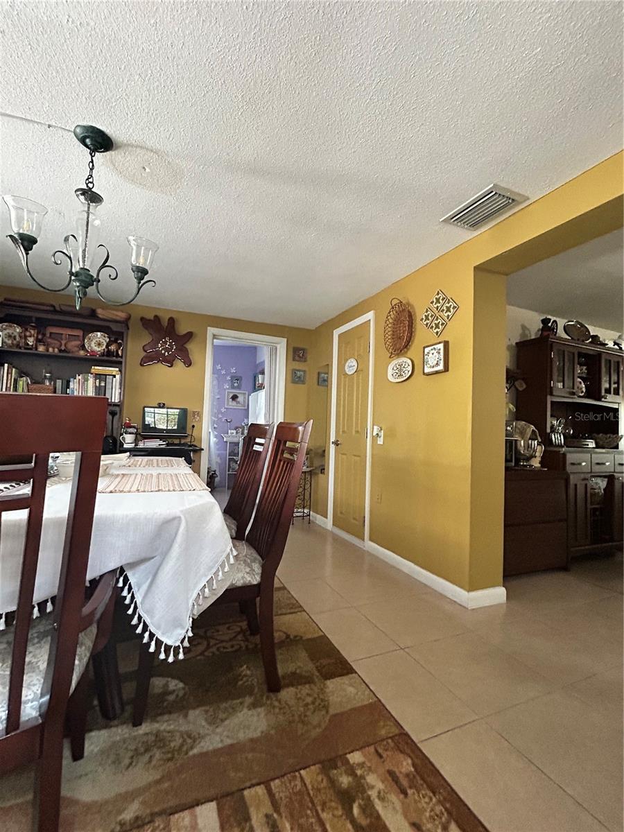 2529 FLINTWOOD DR