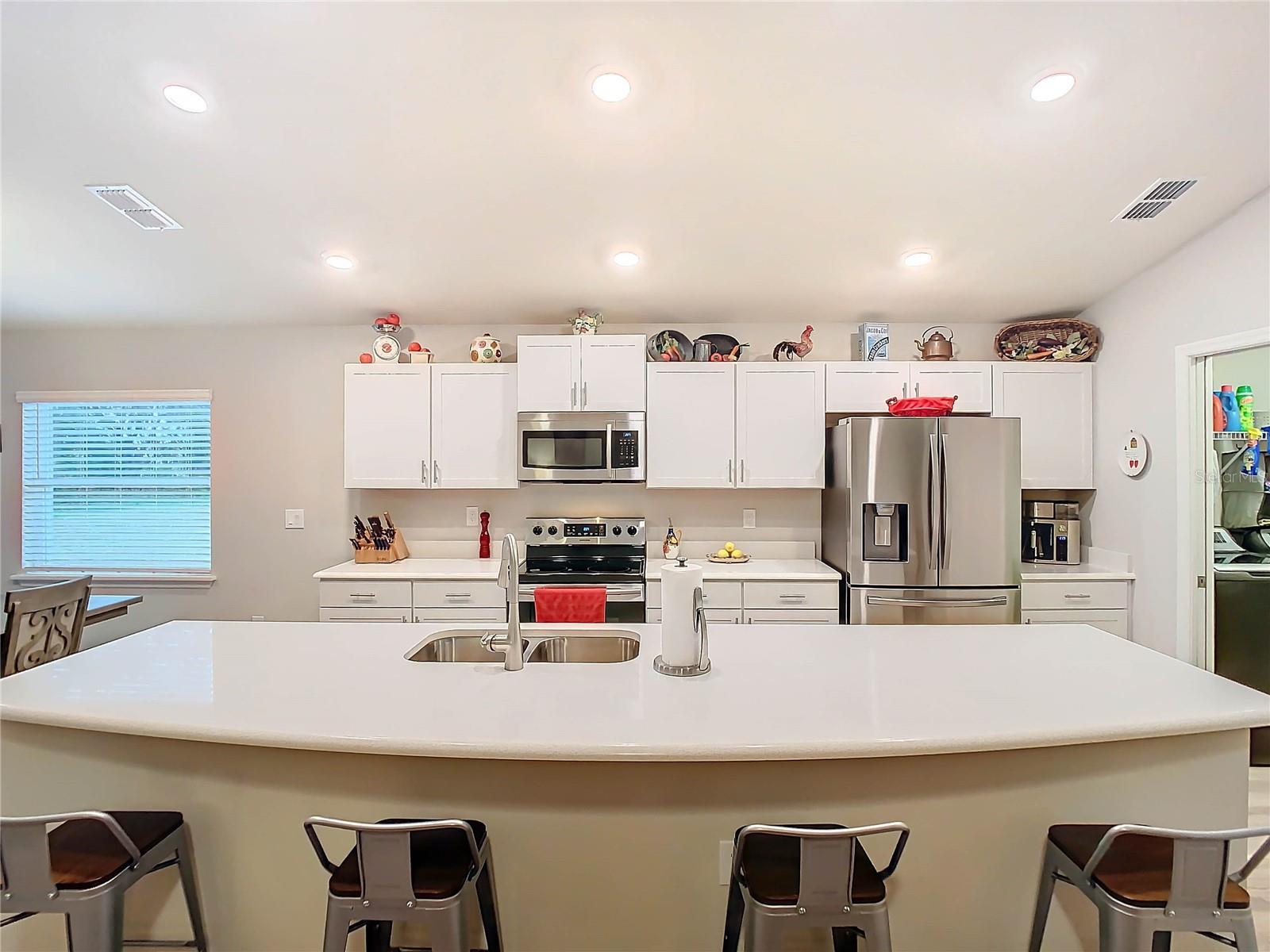 7113 ABBYWOOD LN