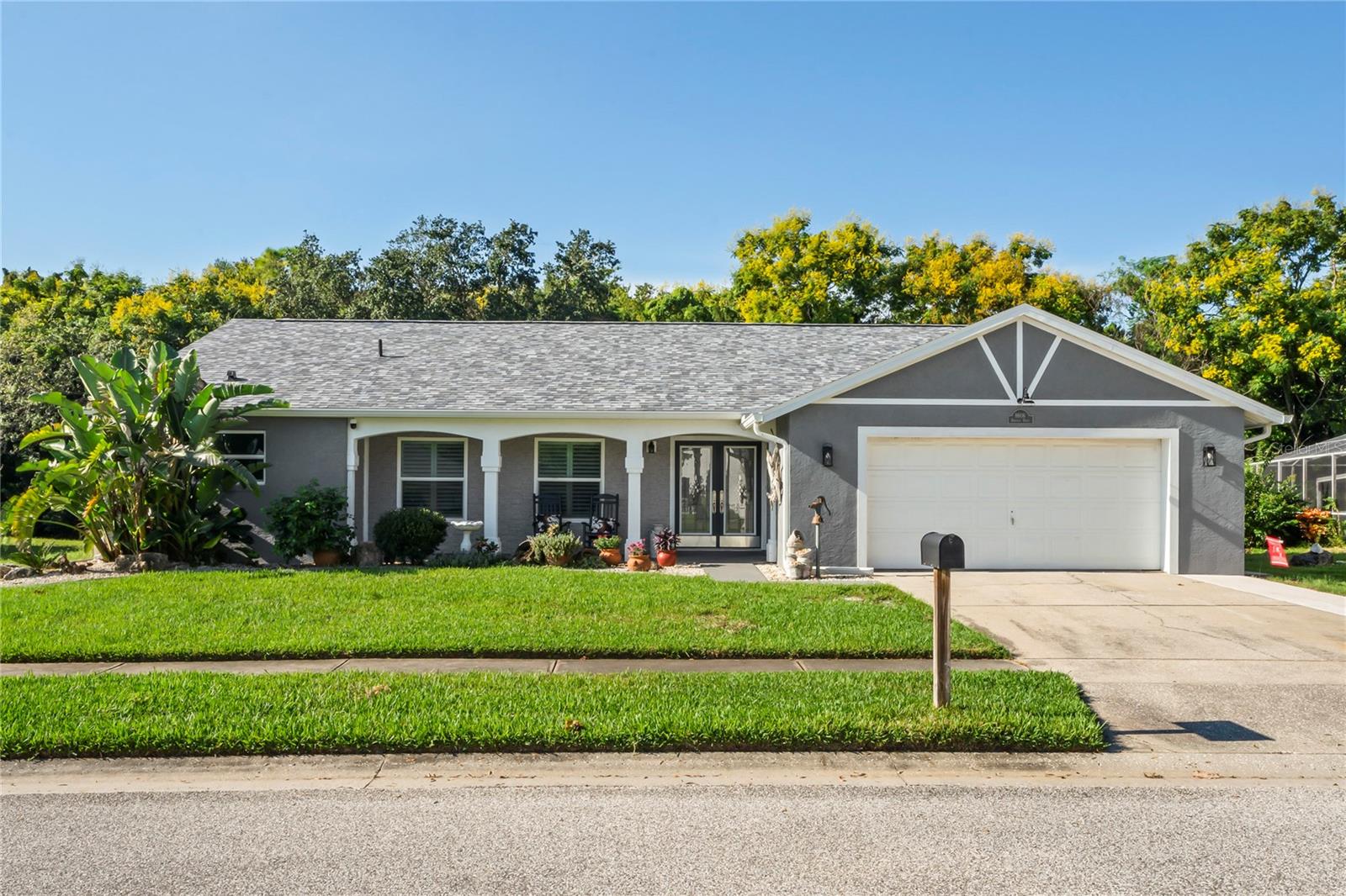 8606 BERKLEY DR