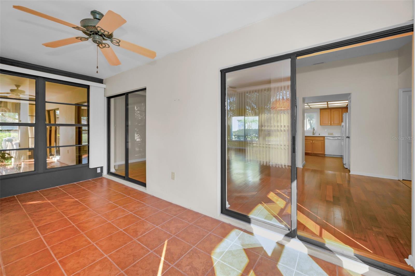1669 FRY CT