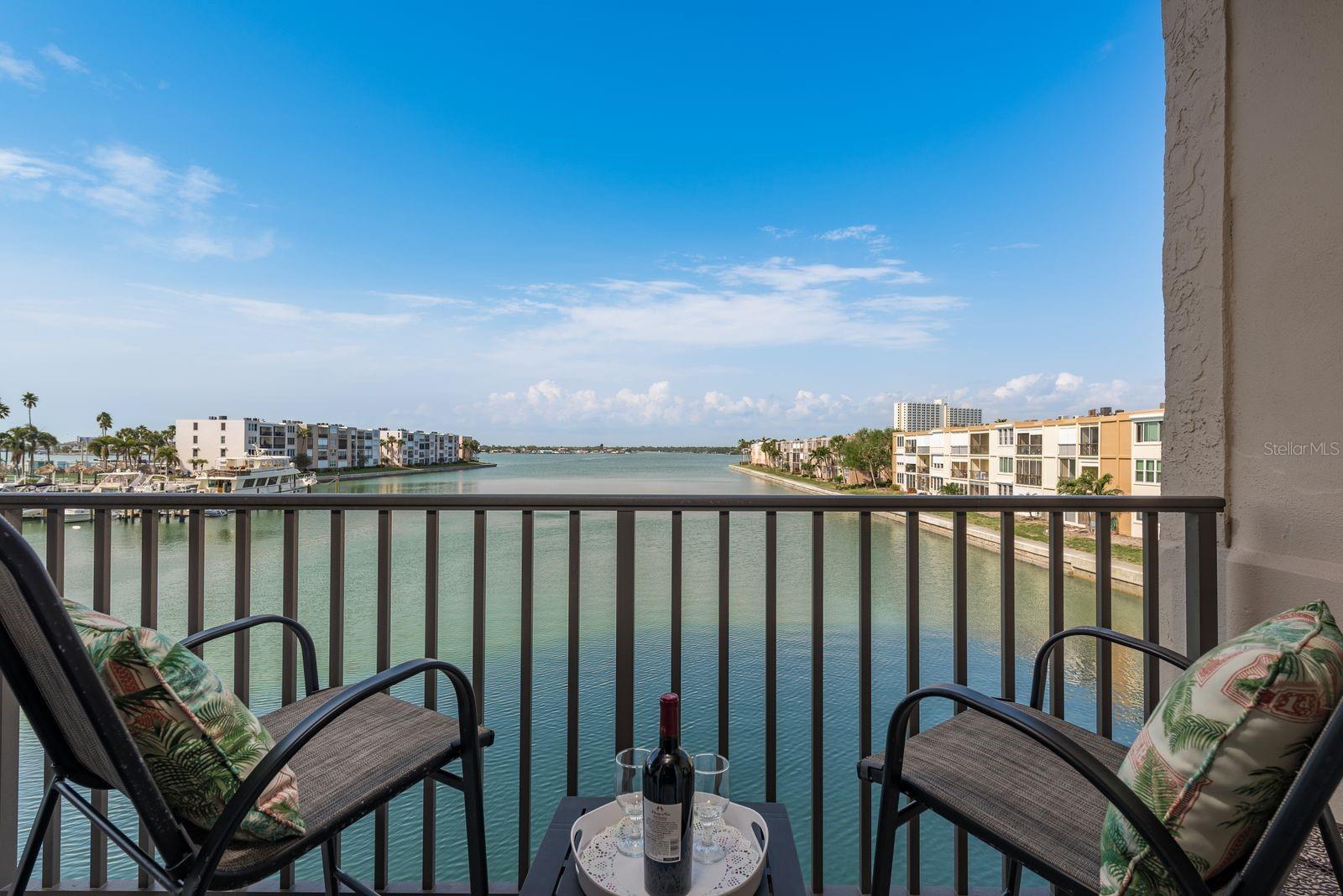 7300 SUN ISLAND DR S #202