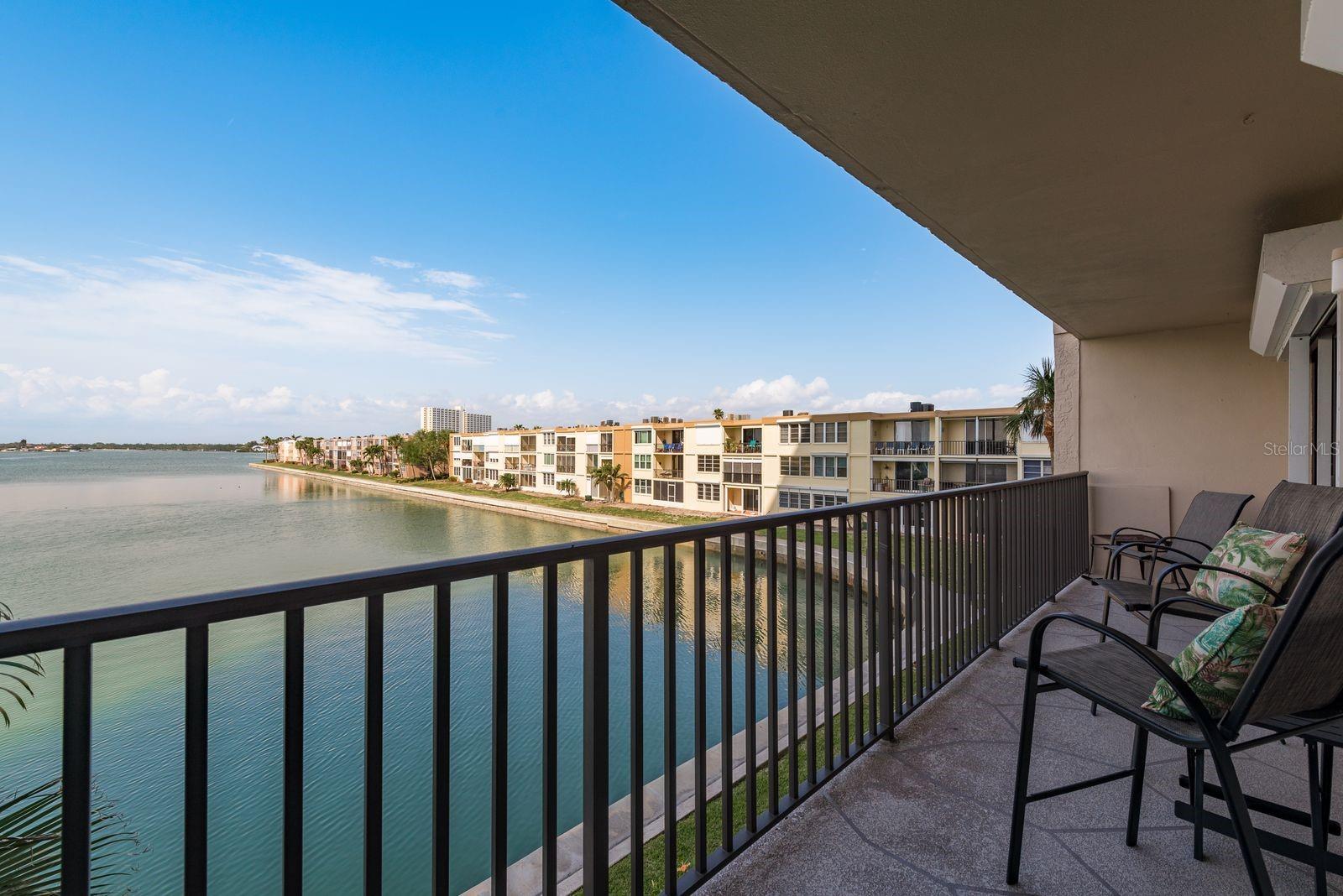 7300 SUN ISLAND DR S #202