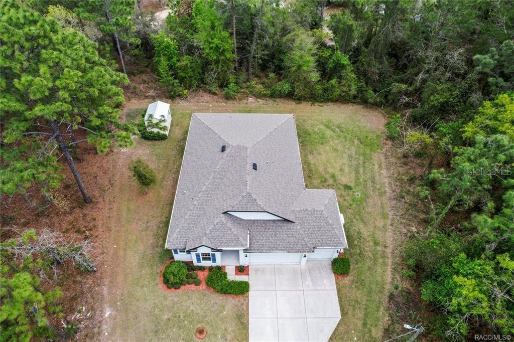 9 HAZELWOOD CT N
