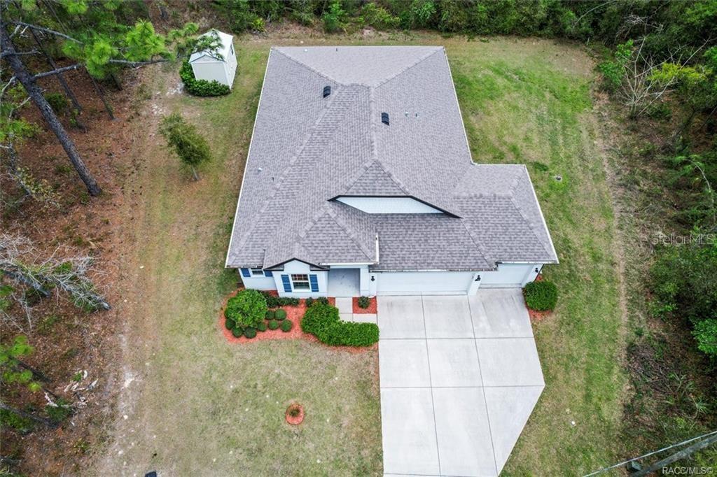 9 HAZELWOOD CT N