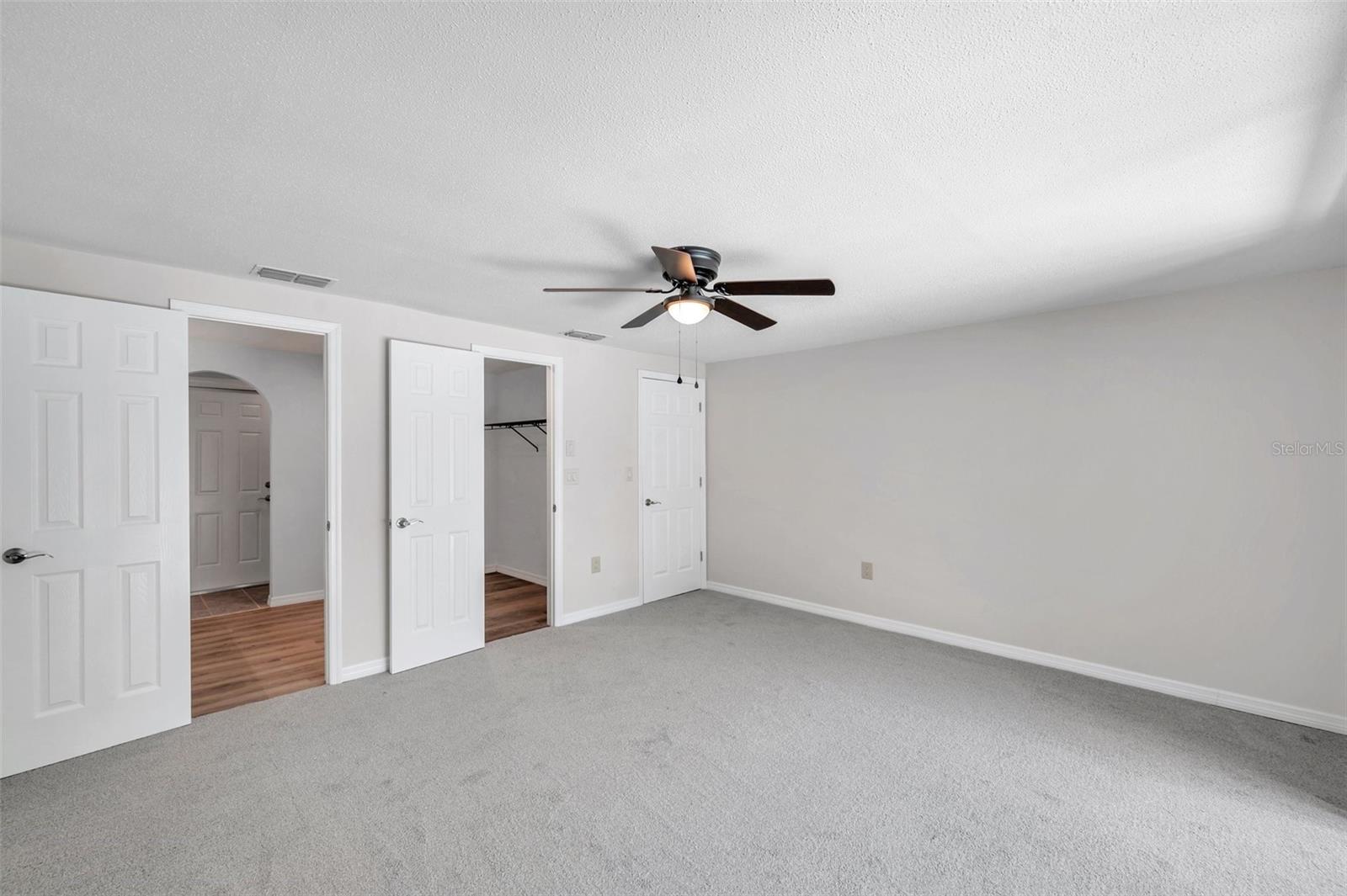 186 DAN RIVER DR