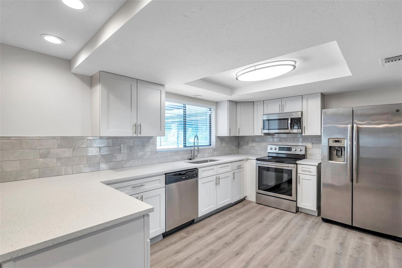 186 DAN RIVER DR