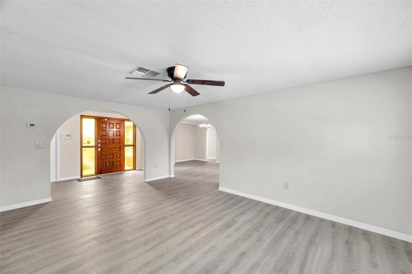 186 DAN RIVER DR