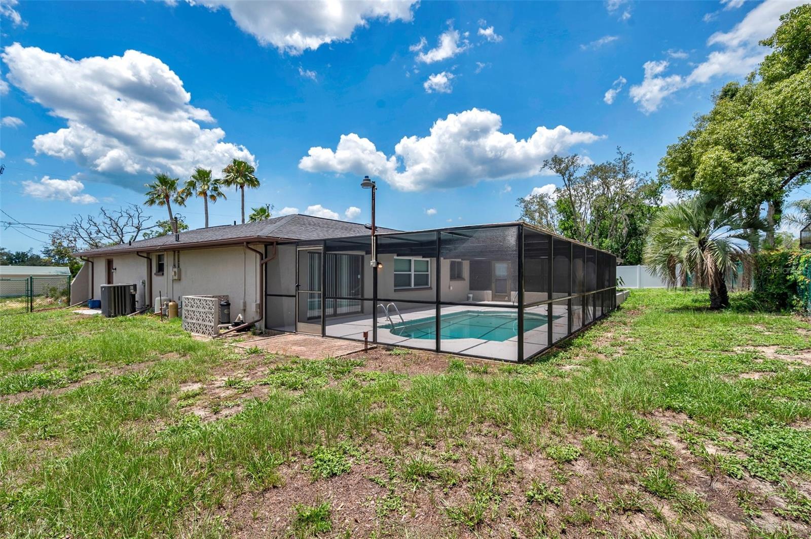 186 DAN RIVER DR