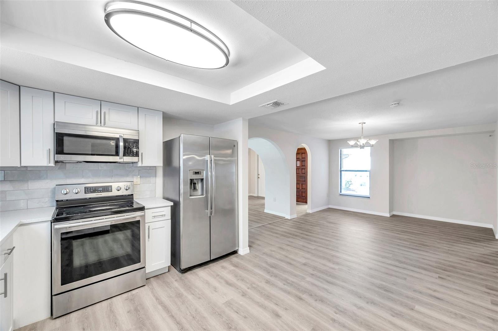 186 DAN RIVER DR