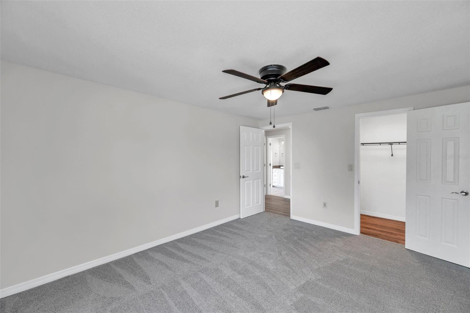 186 DAN RIVER DR
